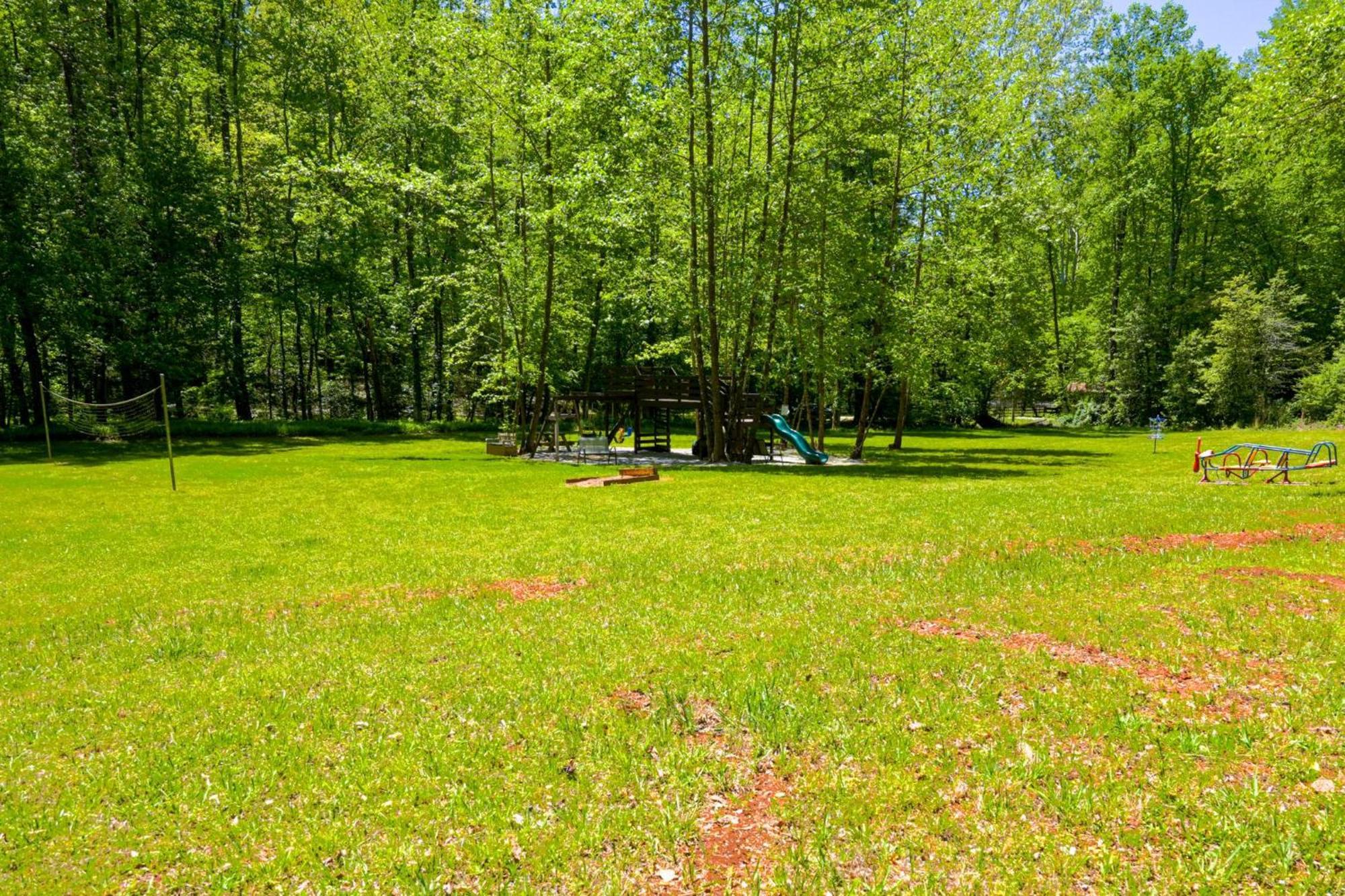 The Big Little Cabin - Hot Tub & Playground Dahlonega Zewnętrze zdjęcie