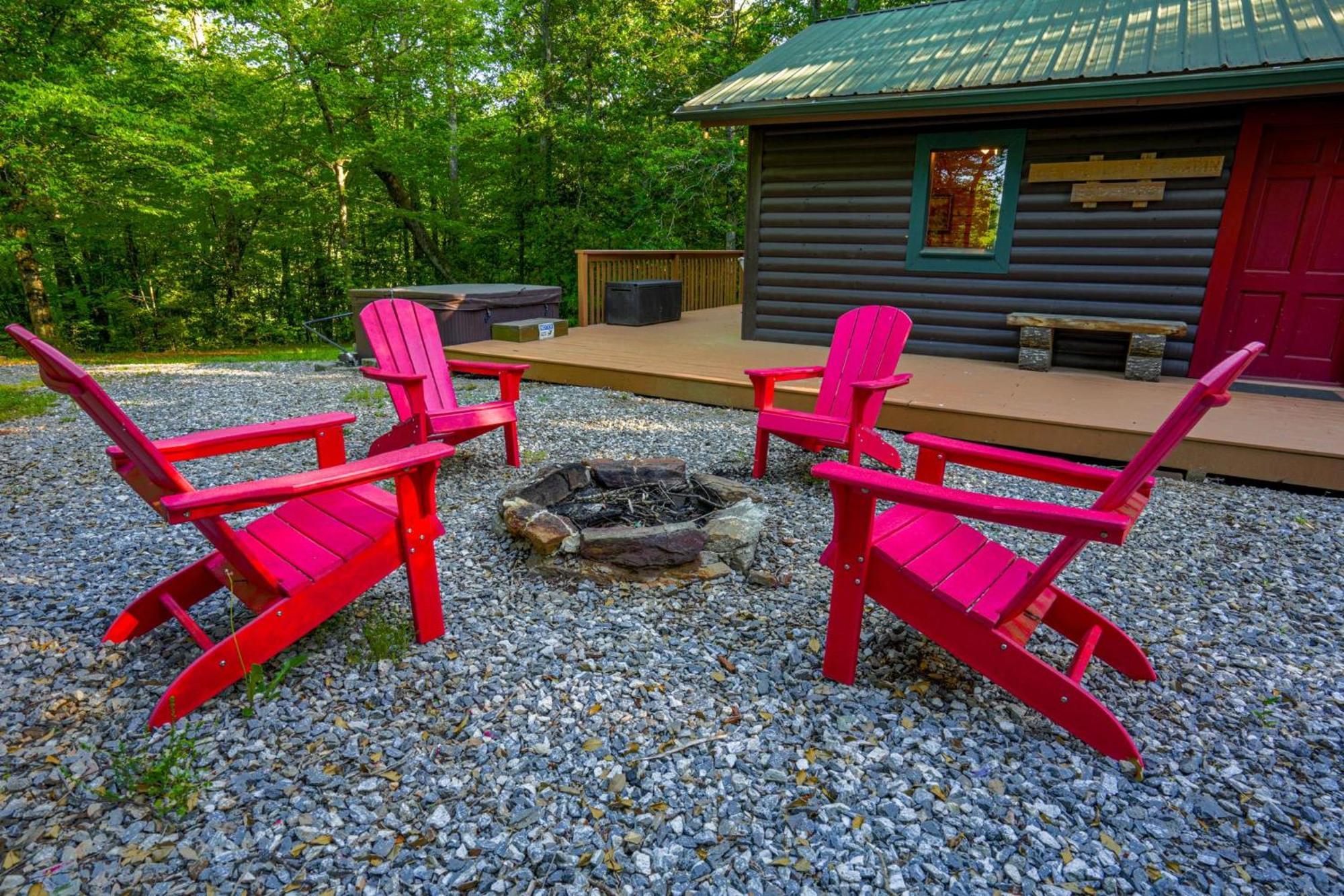 The Big Little Cabin - Hot Tub & Playground Dahlonega Zewnętrze zdjęcie
