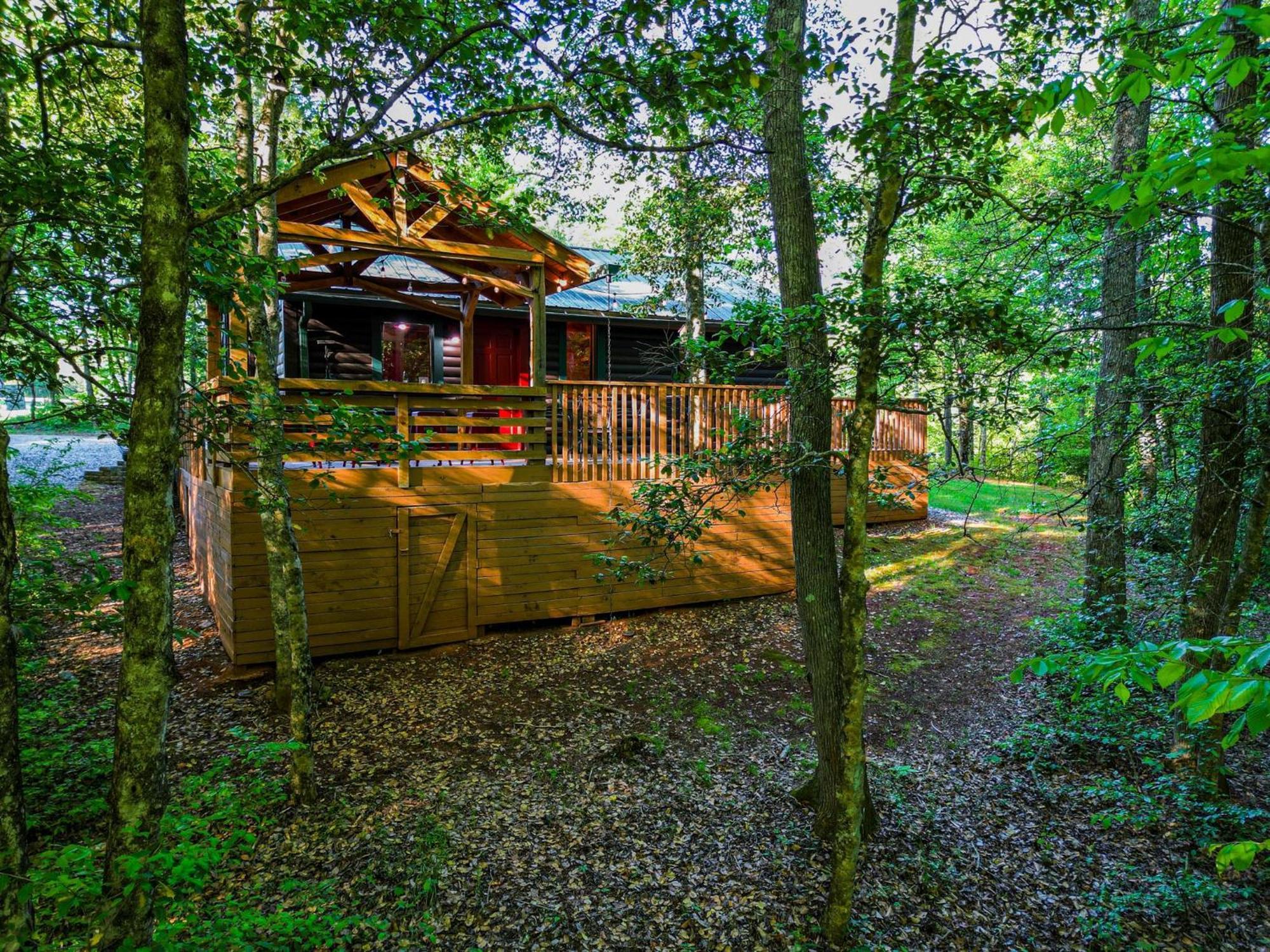 The Big Little Cabin - Hot Tub & Playground Dahlonega Zewnętrze zdjęcie