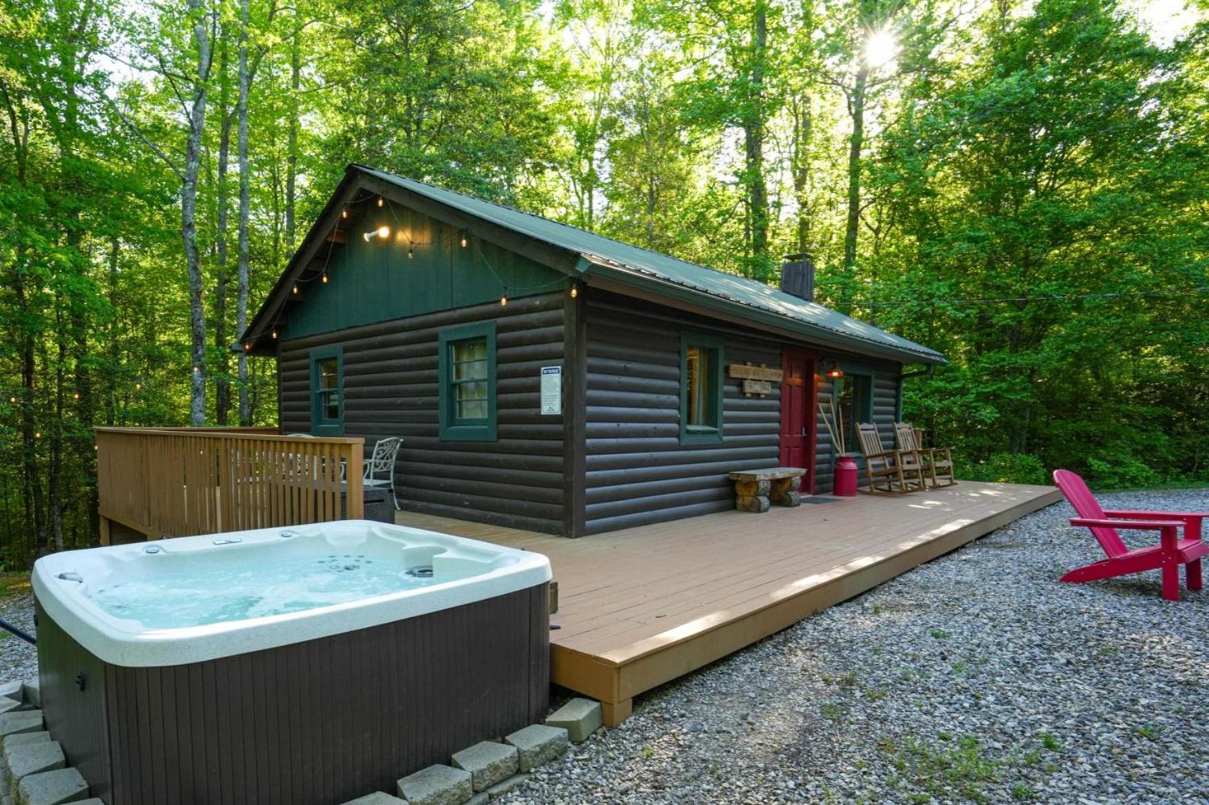 The Big Little Cabin - Hot Tub & Playground Dahlonega Zewnętrze zdjęcie
