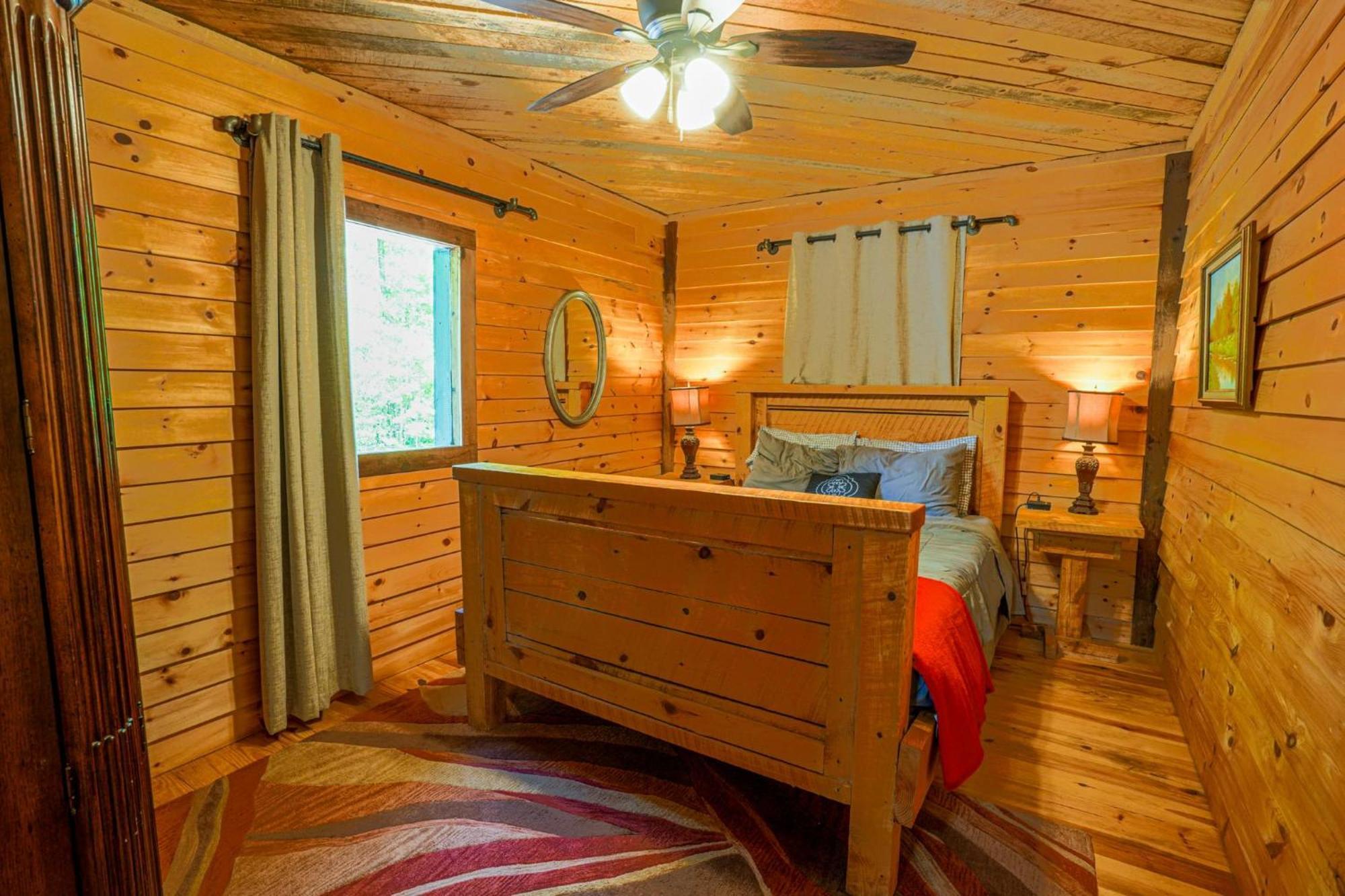 The Big Little Cabin - Hot Tub & Playground Dahlonega Zewnętrze zdjęcie