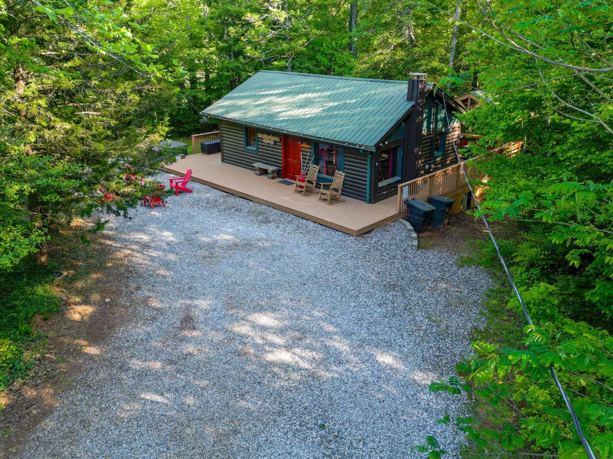The Big Little Cabin - Hot Tub & Playground Dahlonega Zewnętrze zdjęcie